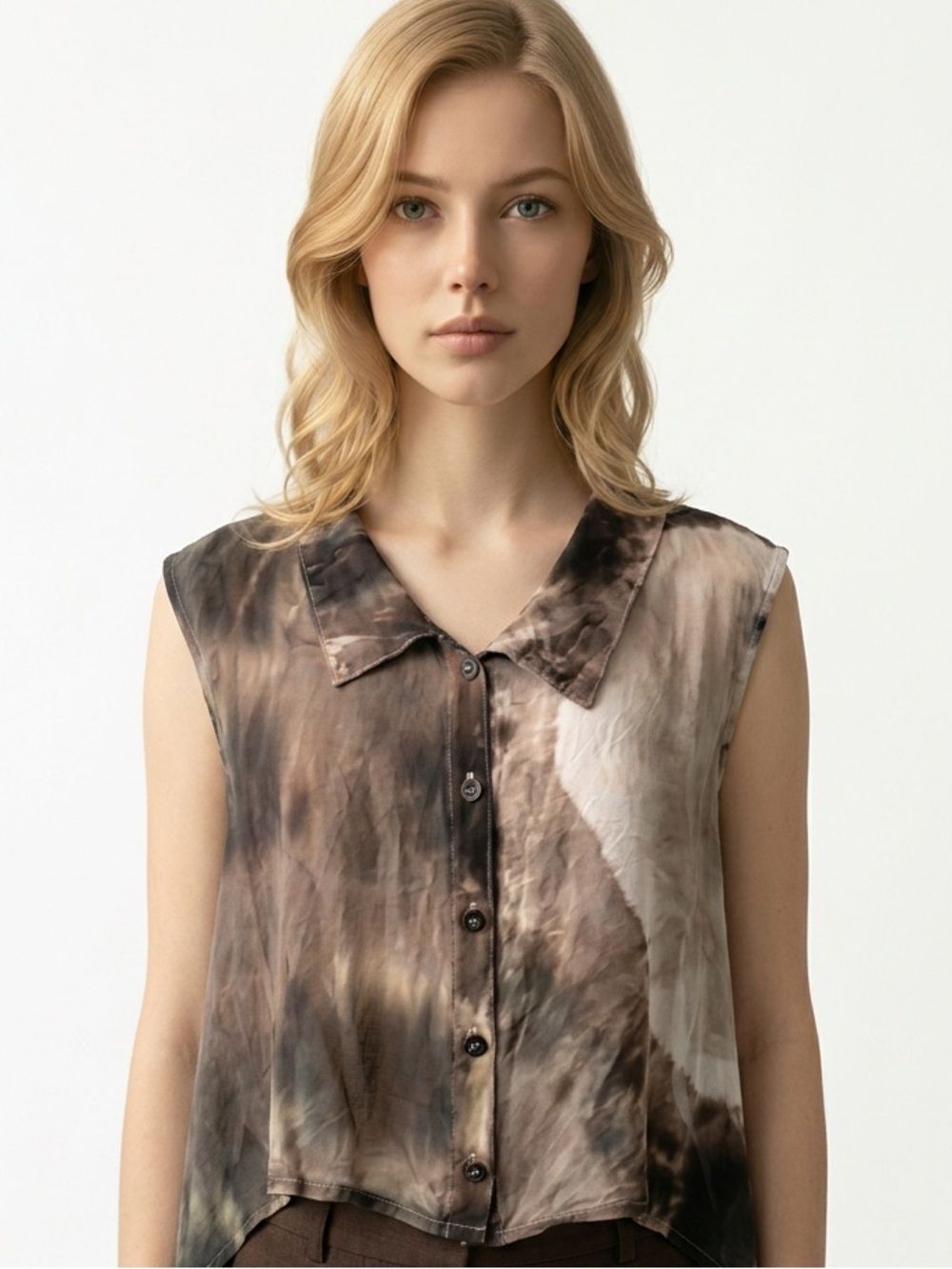 SANTISSIMA | Brown Tie Dye Short Sleeve Collar Top Button Front Women’s Size S/M